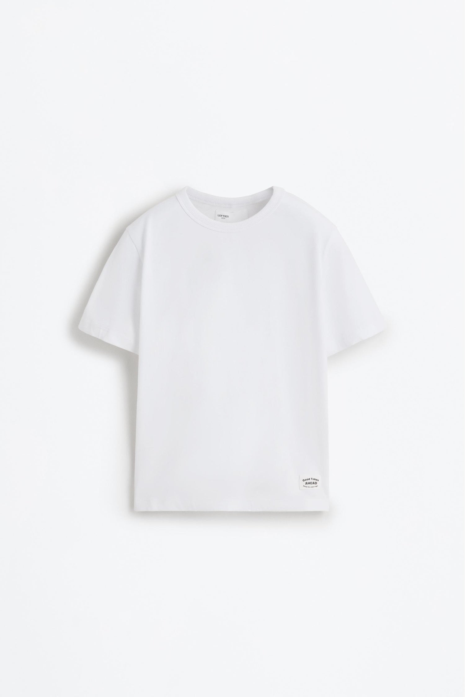 4-pack of plain T-shirts