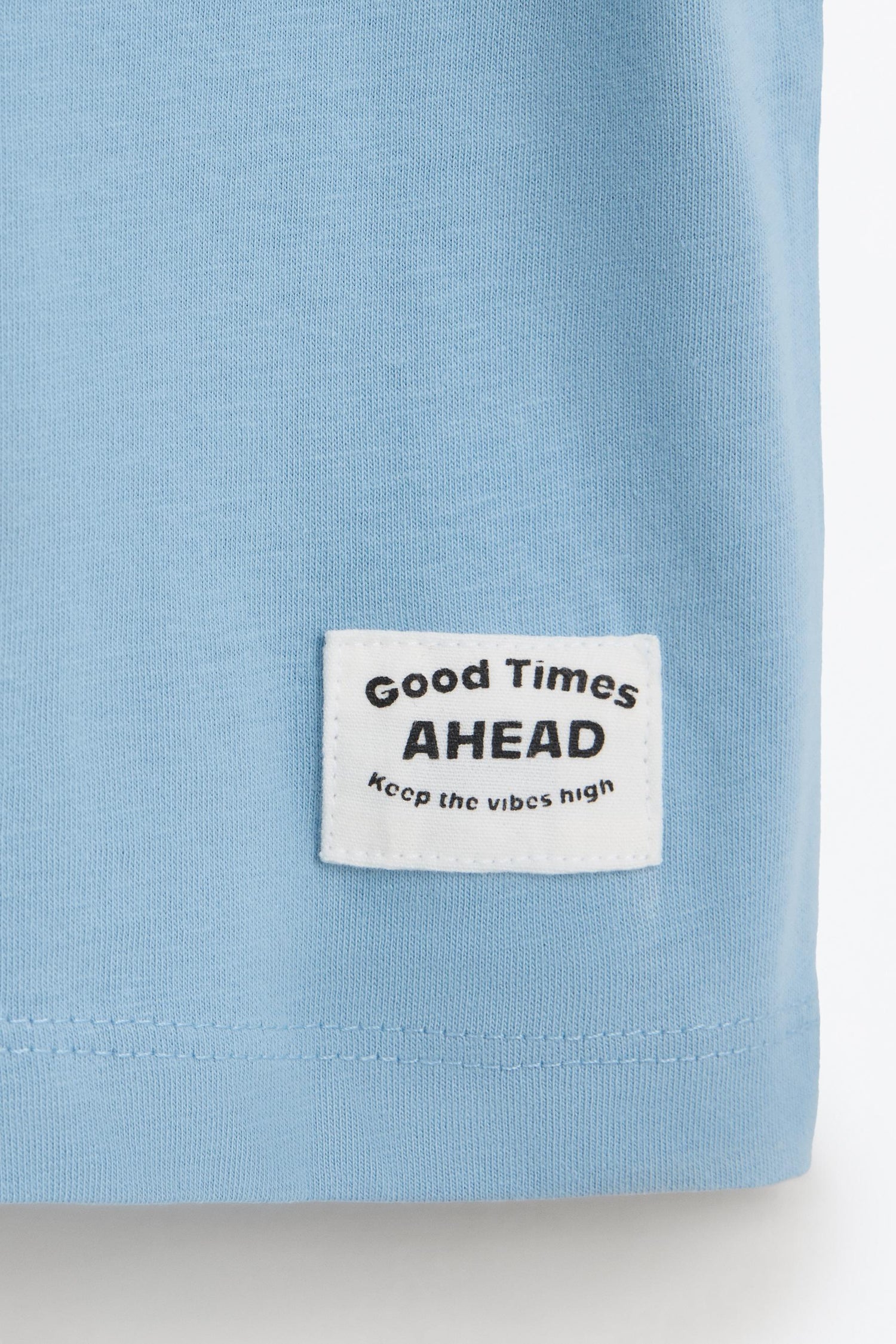 4-pack of plain T-shirts