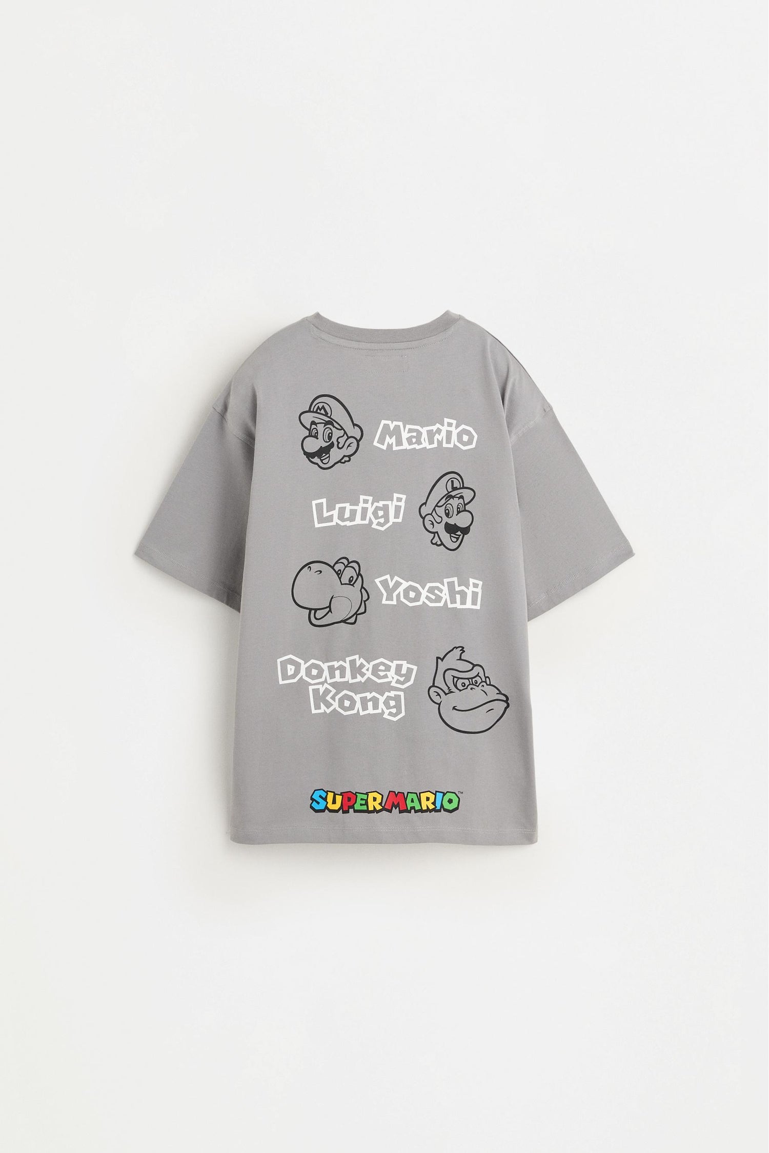 Super Mario Bros Nintendo® T-shirt with a maxi print on the back