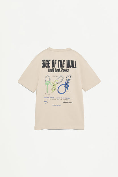 T-shirt with a maxi print on the back