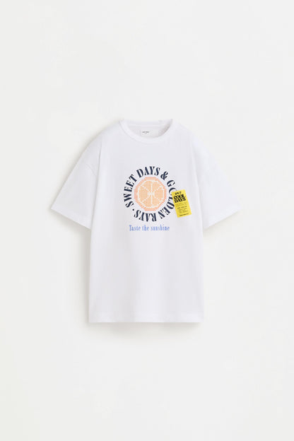 T-shirt with a maxi print on the back