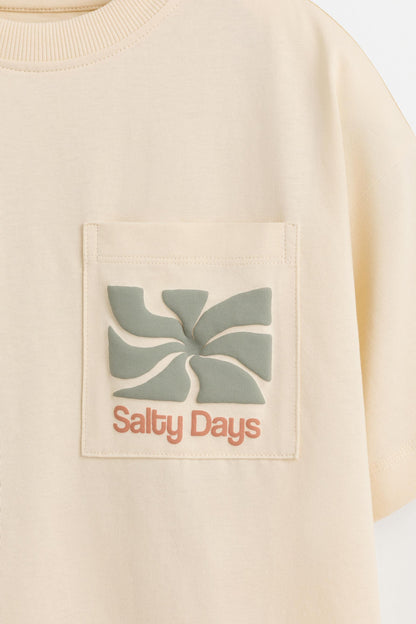 Printed T-shirt with pocket