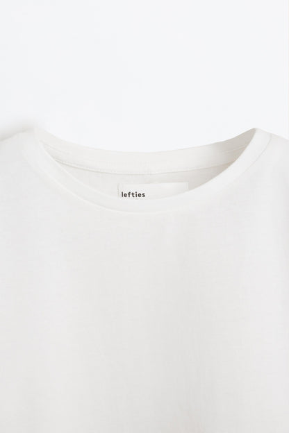 4-pack of plain T-shirts