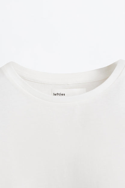 4-pack of plain T-shirts