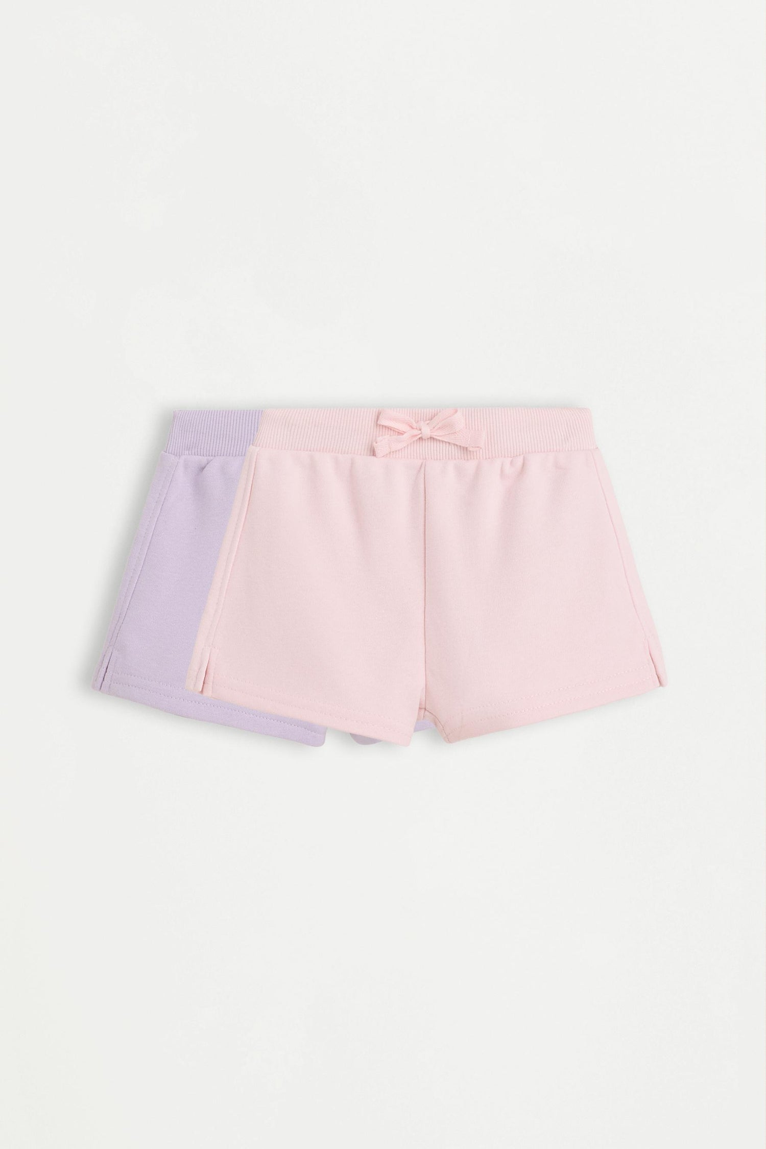 2-pack of plain shorts