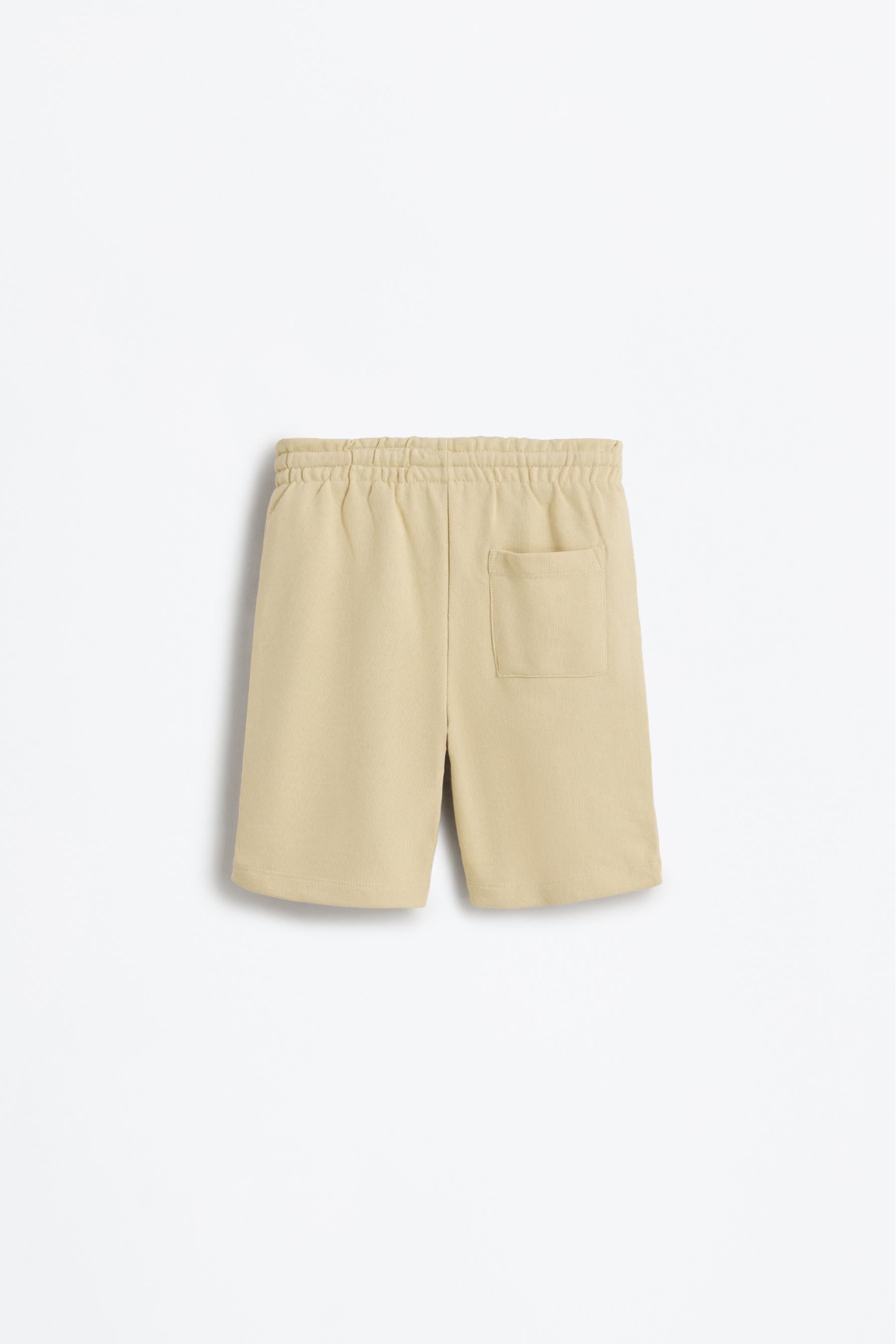 Basic plush Bermuda shorts