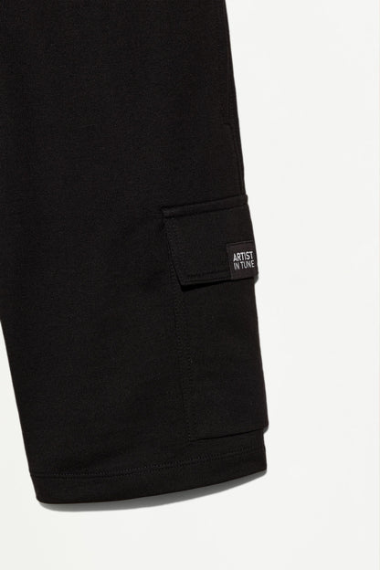 Plush cargo Bermuda shorts