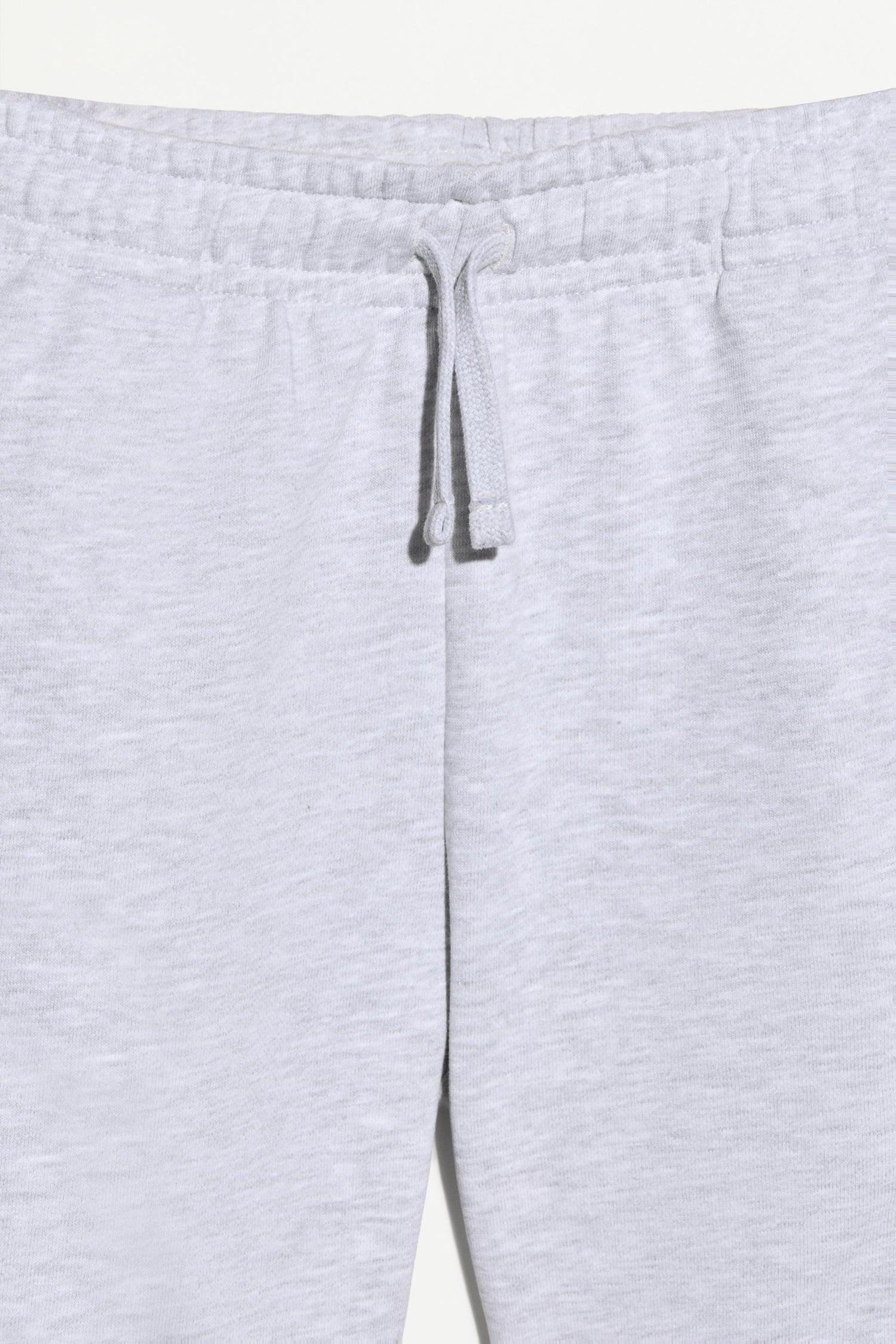 Plush cargo Bermuda shorts