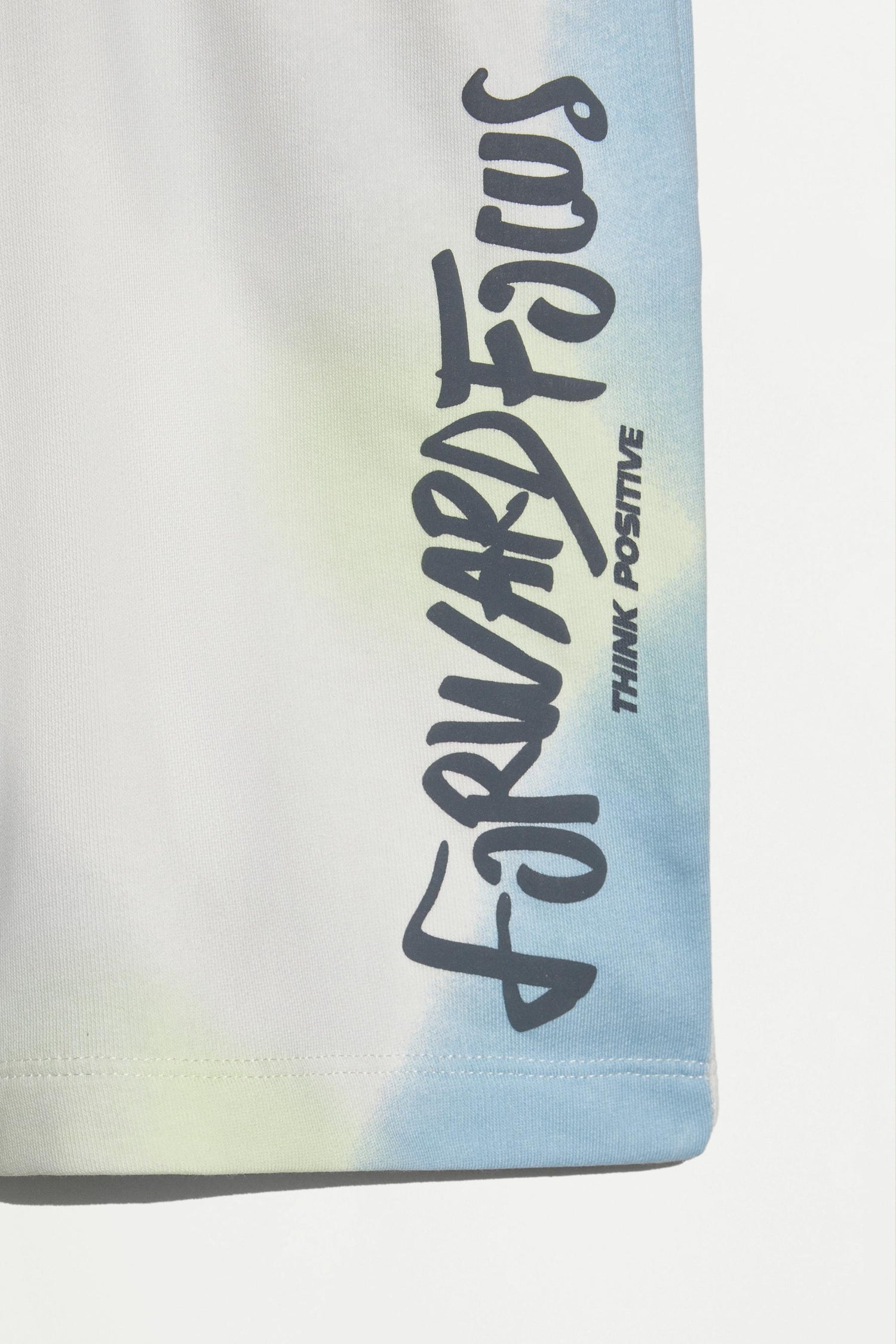 Graffiti print Bermuda shorts