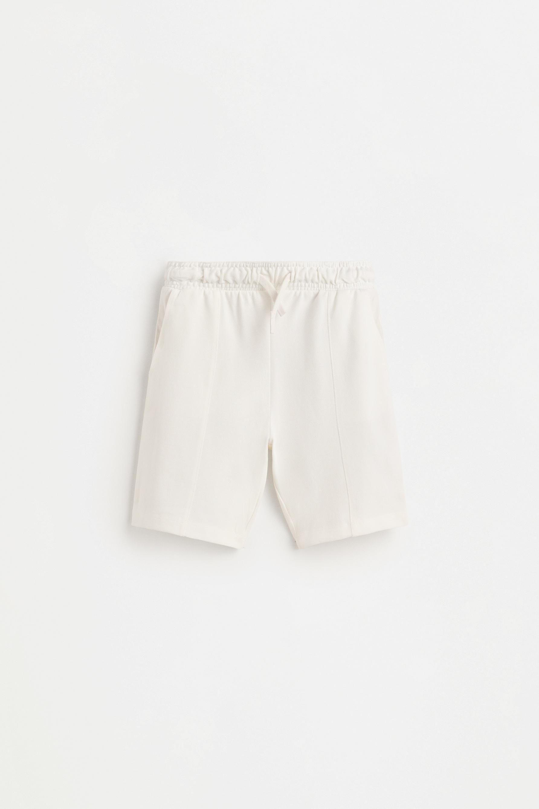 Piqué T-shirt and Bermuda shorts set