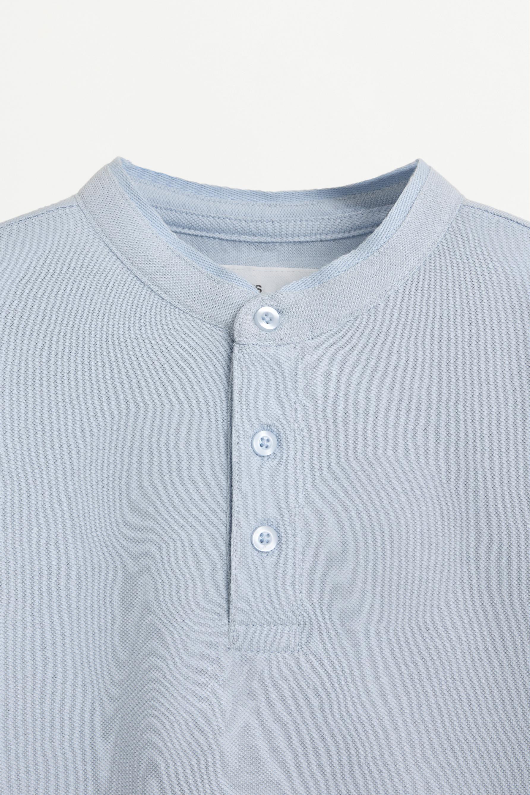 Stand collar polo shirt