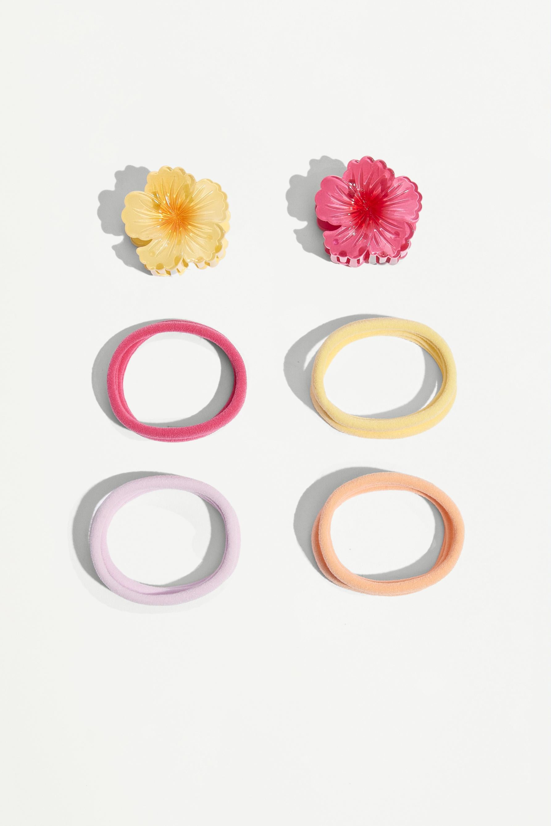 Flower scrunchie and hair clip set