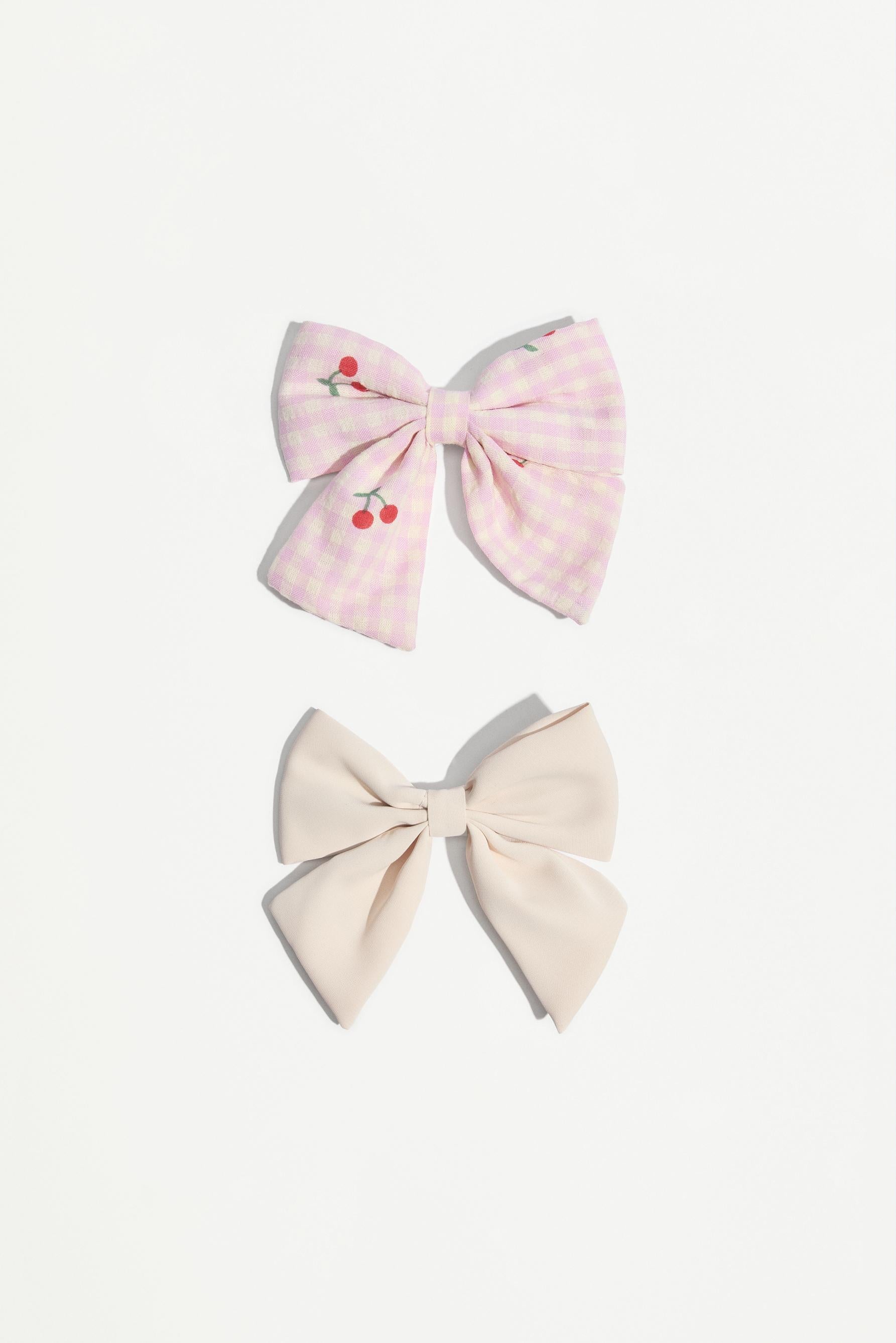 Pack of 2 hair bows with clip