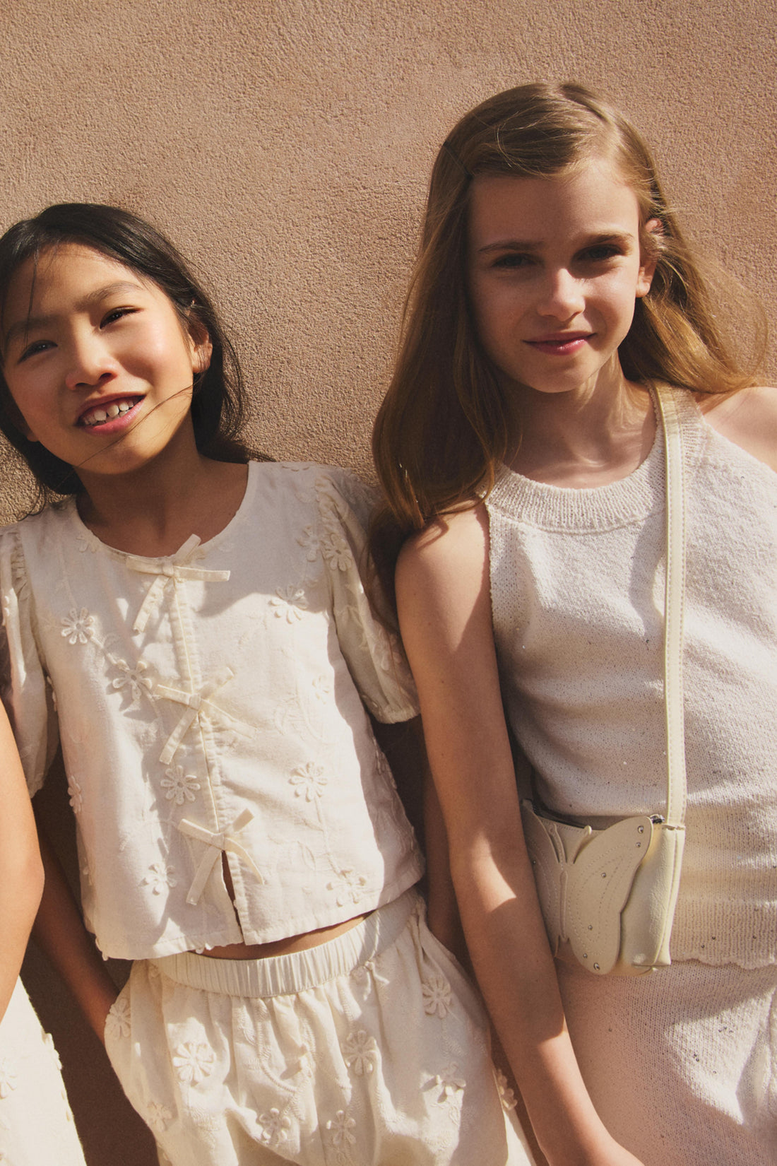 Embroidered relief blouse