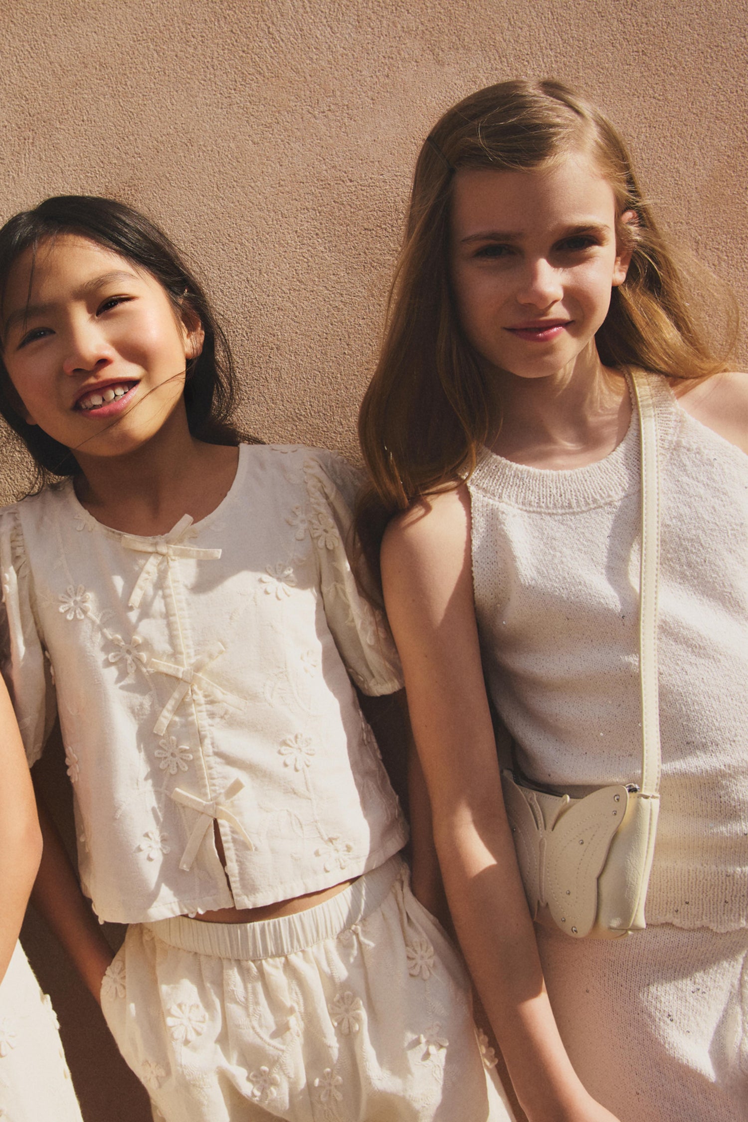 Embroidered relief blouse