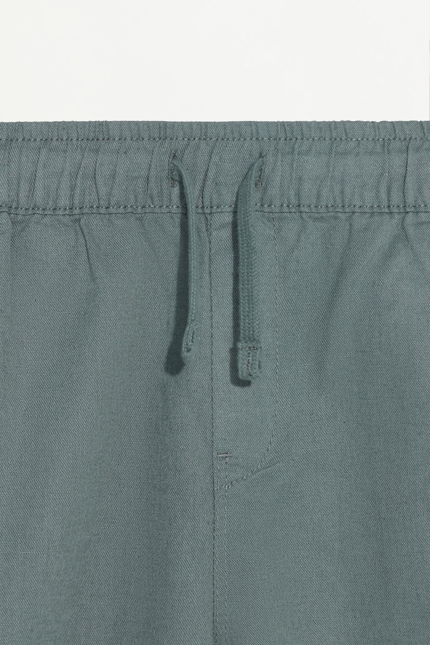 Rustic Bermuda shorts