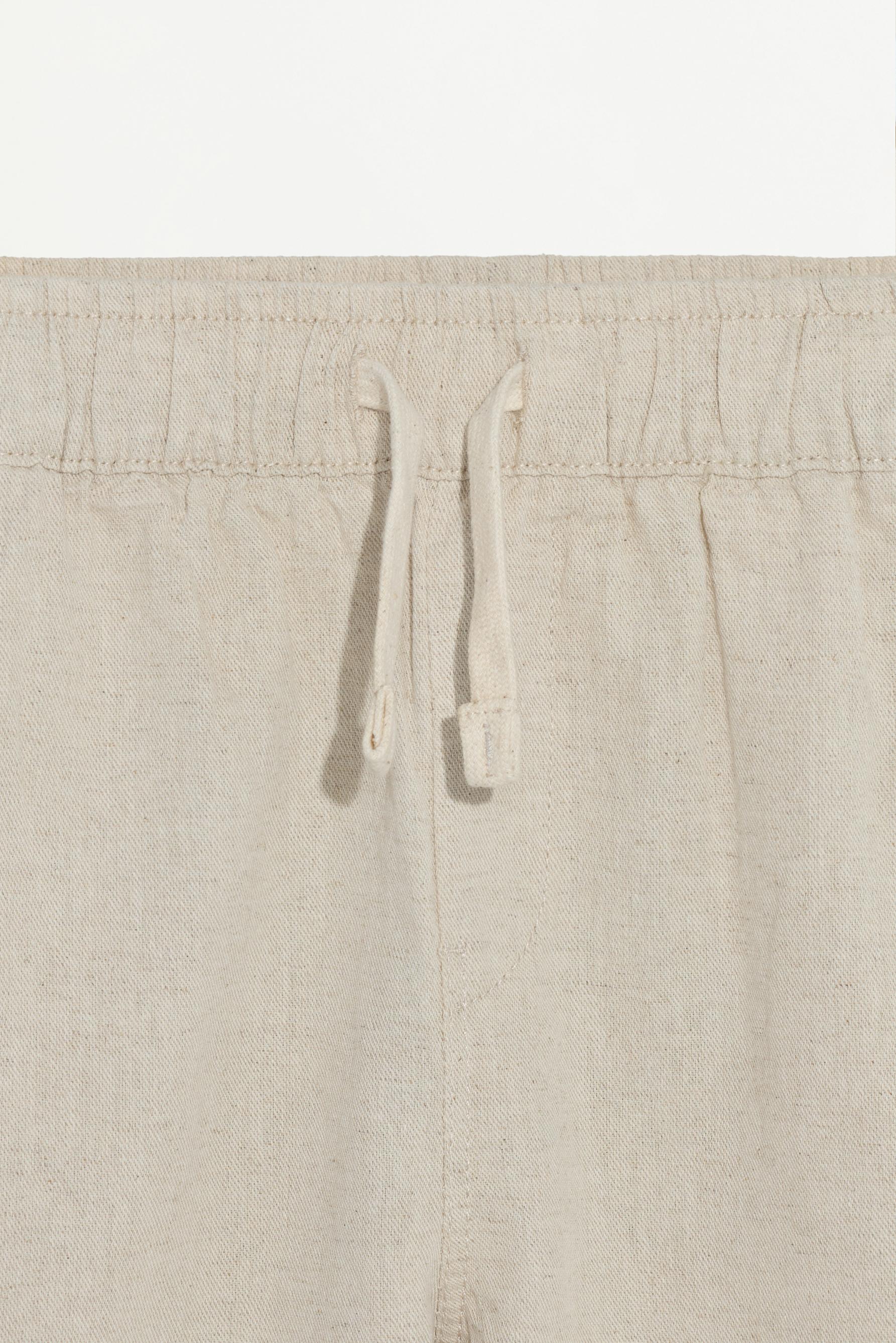 Rustic Bermuda shorts
