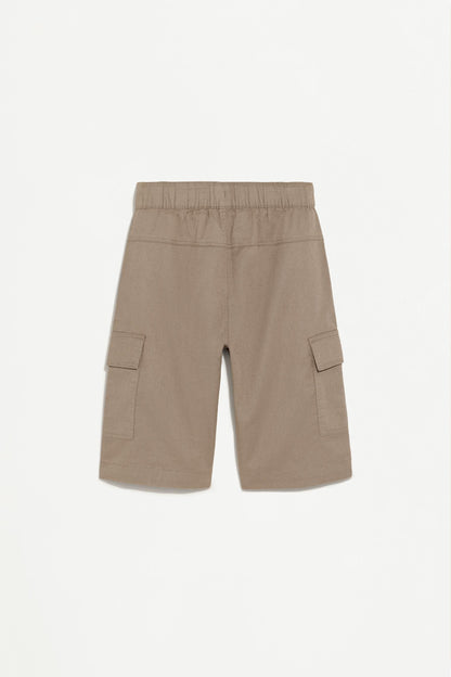 Rustic cargo Bermuda shorts
