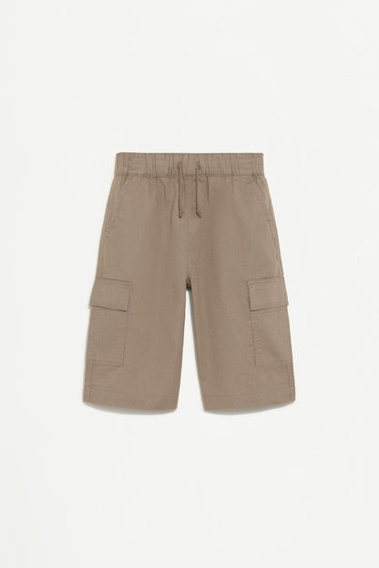 Rustic cargo Bermuda shorts