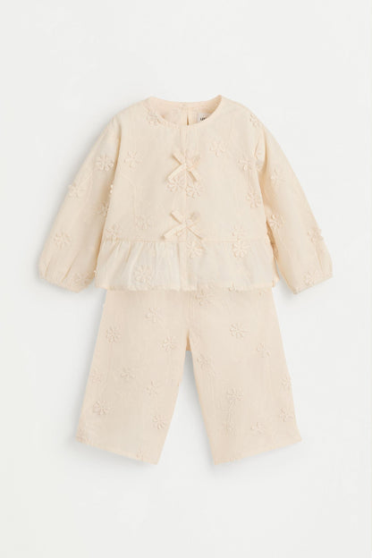 Floral blouse and trousers set