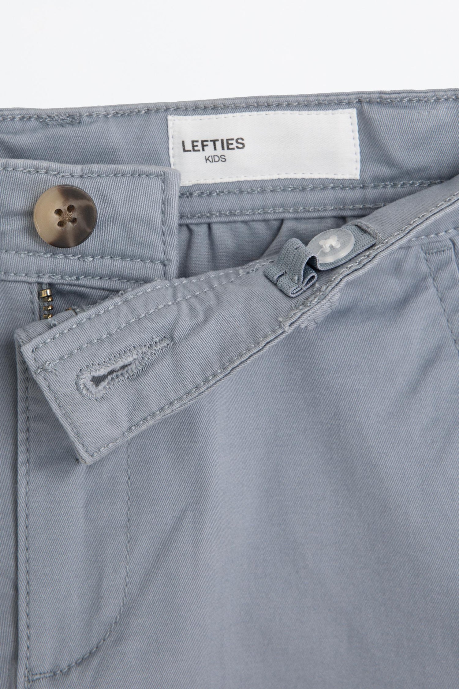 Chinese Bermuda shorts