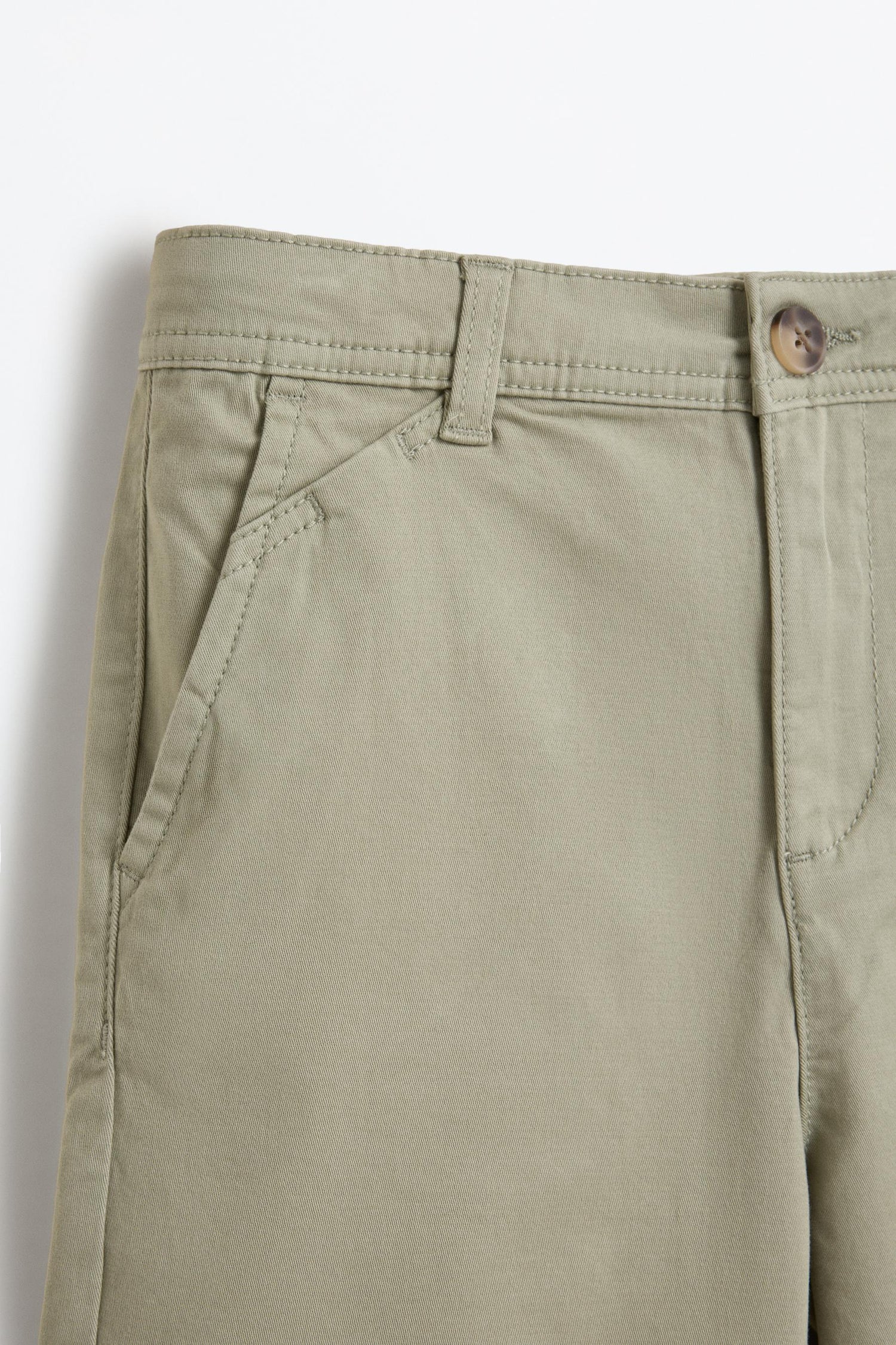 Chinese Bermuda shorts