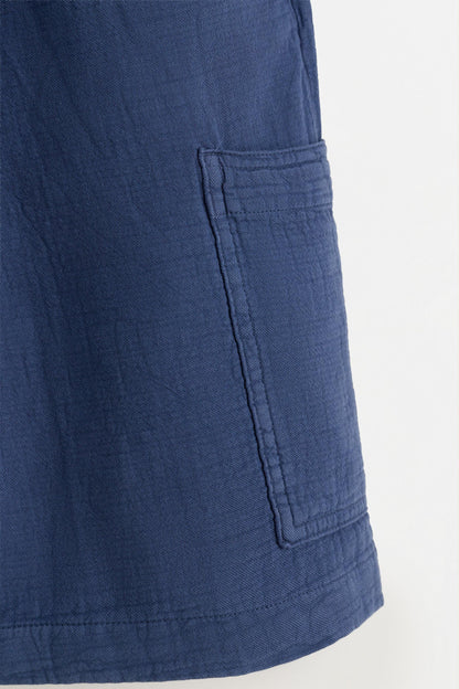 Crinkled cargo Bermuda shorts
