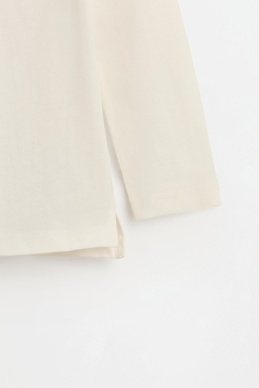 Pack of 2 assorted T-shirts