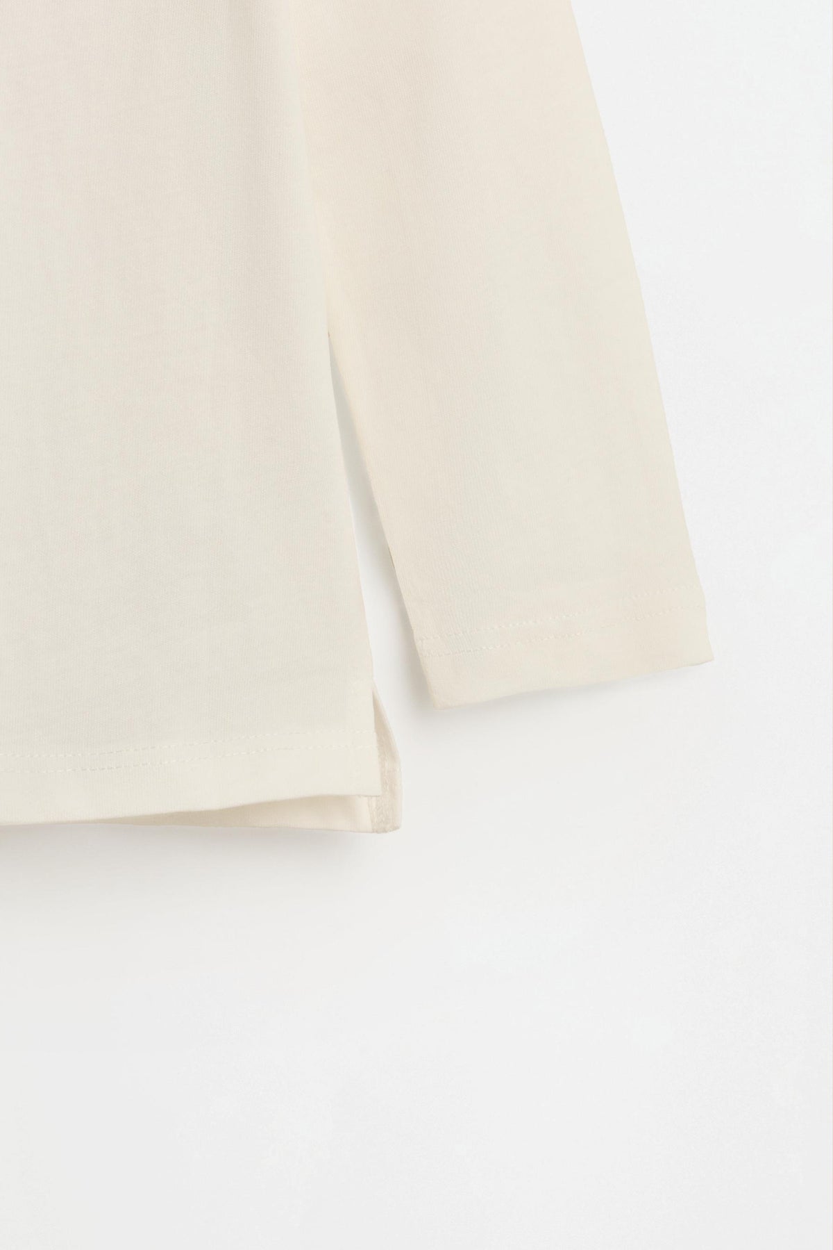 Pack of 2 assorted T-shirts