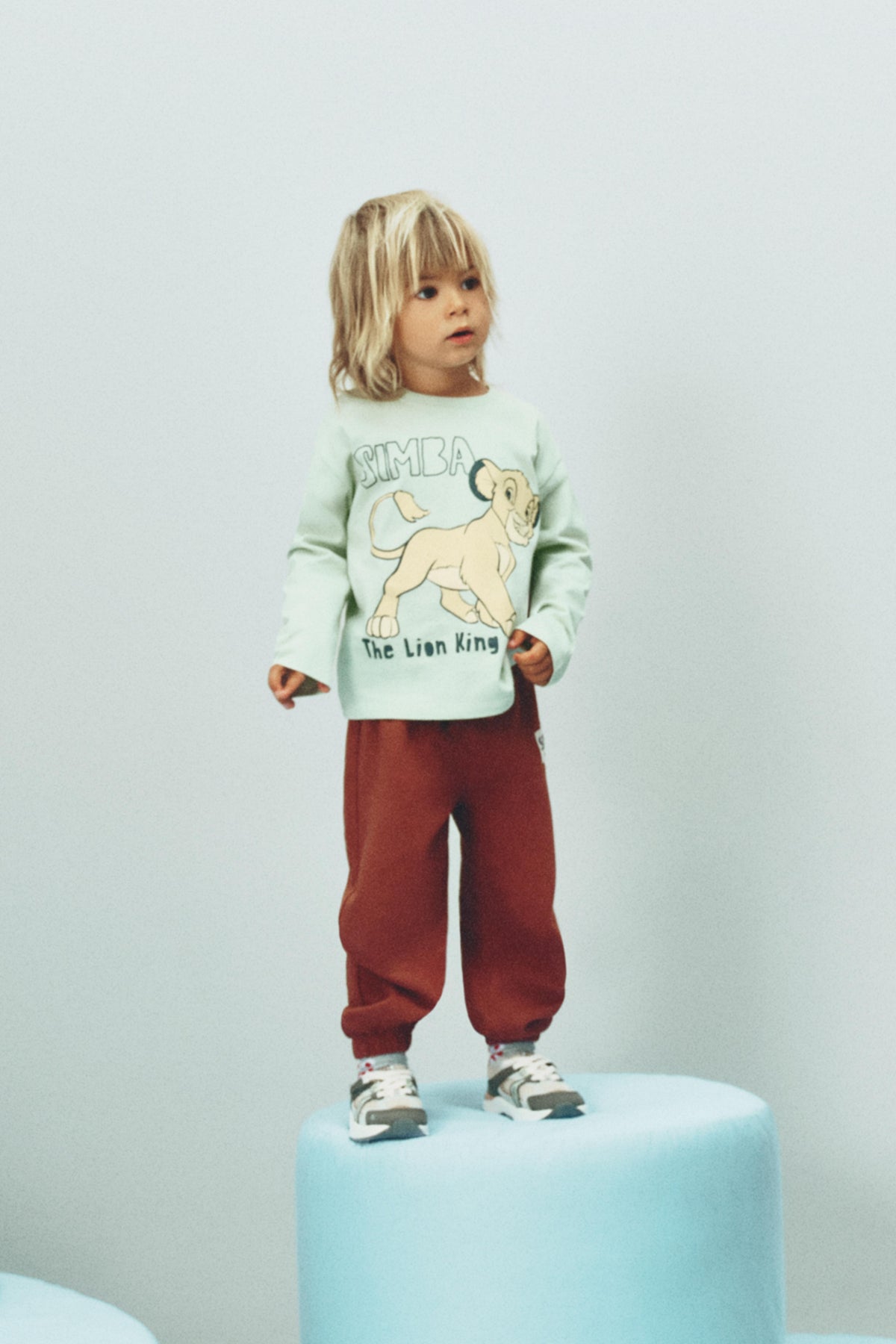 Simba ©Disney fleece T-shirt and trousers set