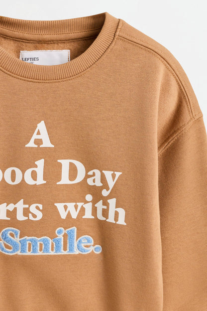 Plush sweatshirt and trousers co-ord