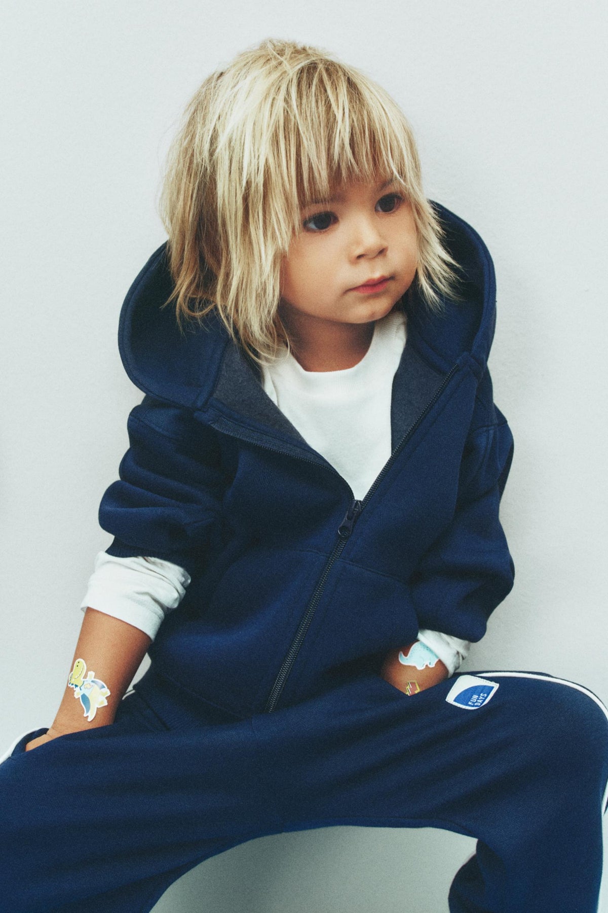 Zip-up sweatshirt