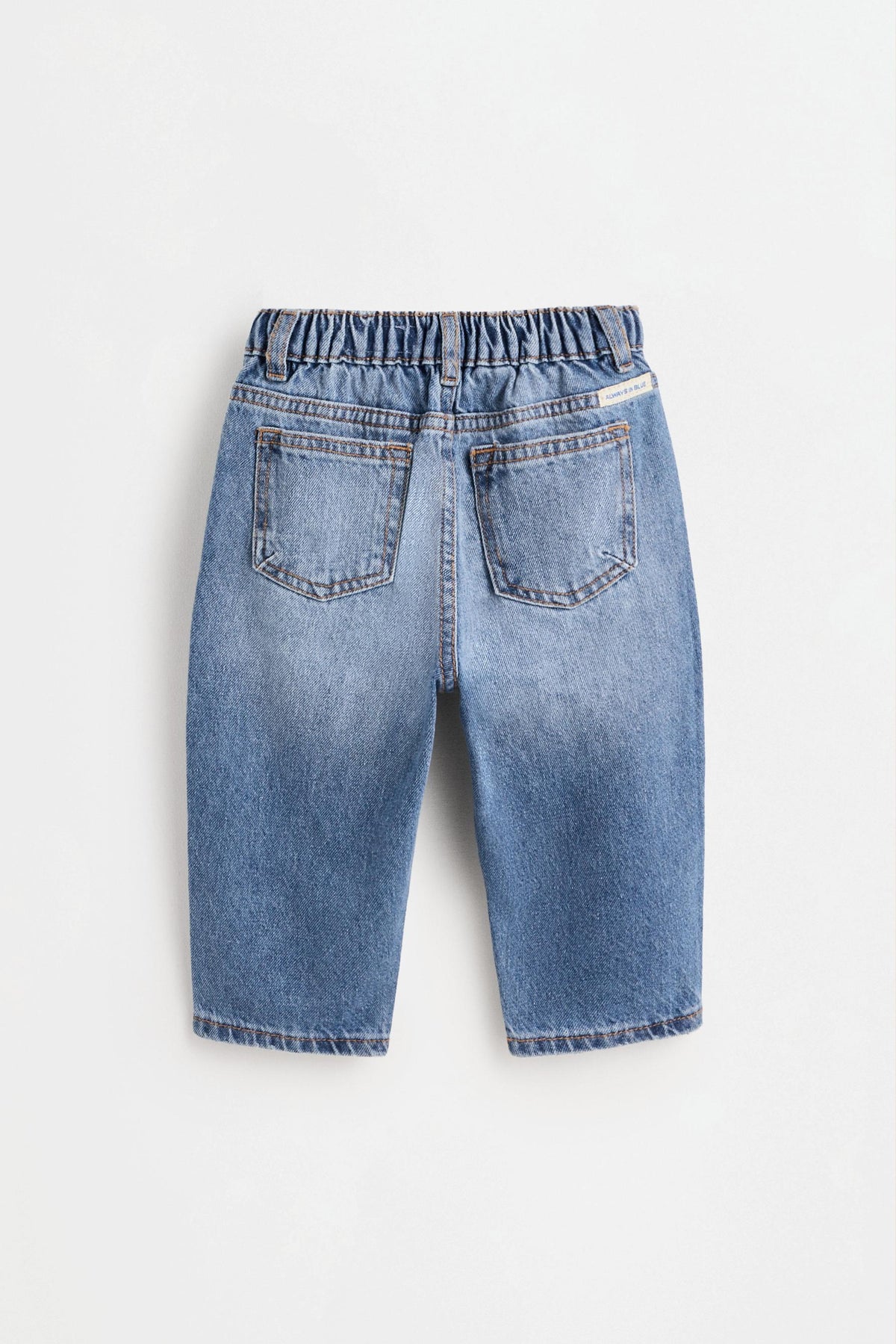 Balloon fit jeans