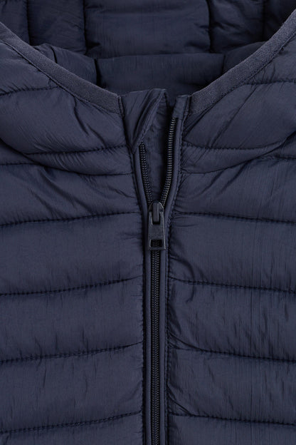 Lightweight quilted hooded jacket