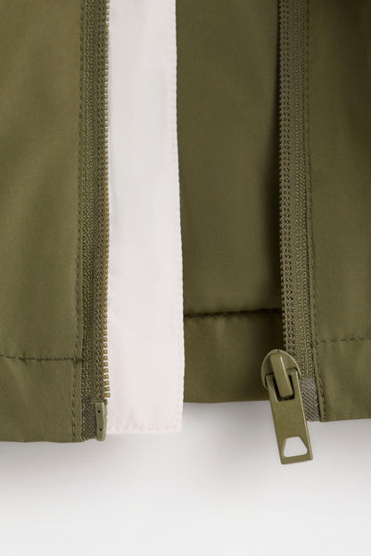 Color block windbreaker