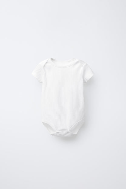 3-PACK OF SHORT SLEEVE BODYSUITS