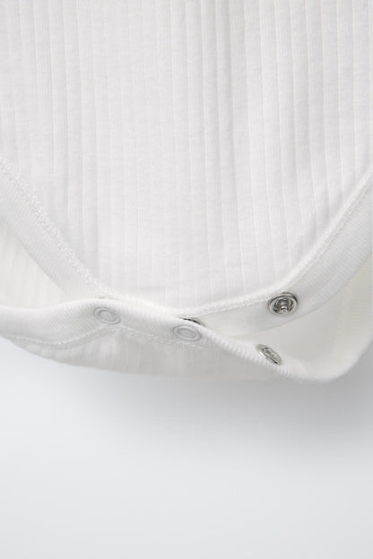 3-PACK OF SHORT SLEEVE BODYSUITS