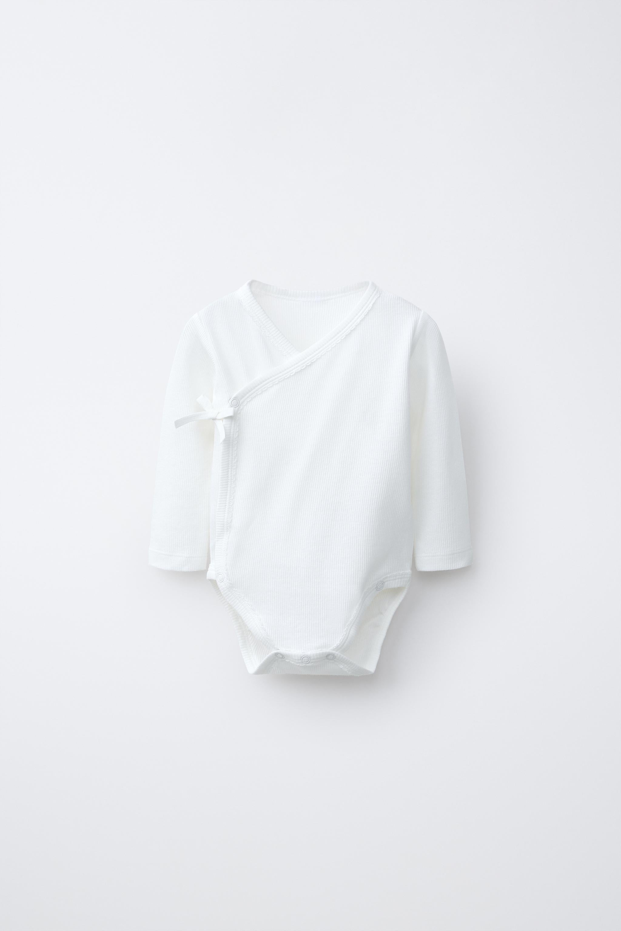 3-PACK OF RIBBED KIMONO COLLAR BODYSUITS