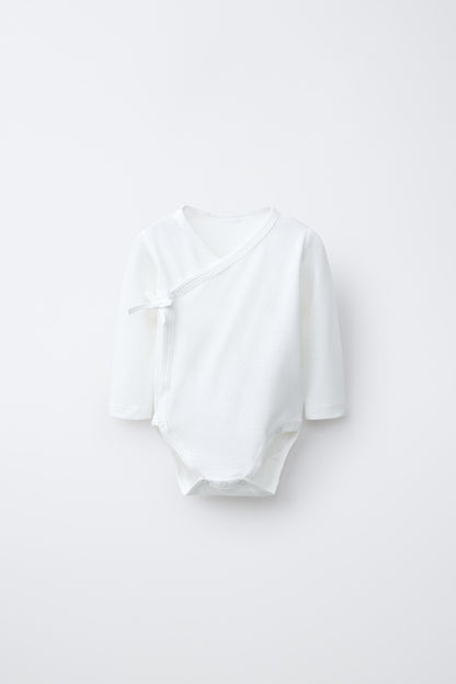 3-PACK OF RIBBED KIMONO COLLAR BODYSUITS