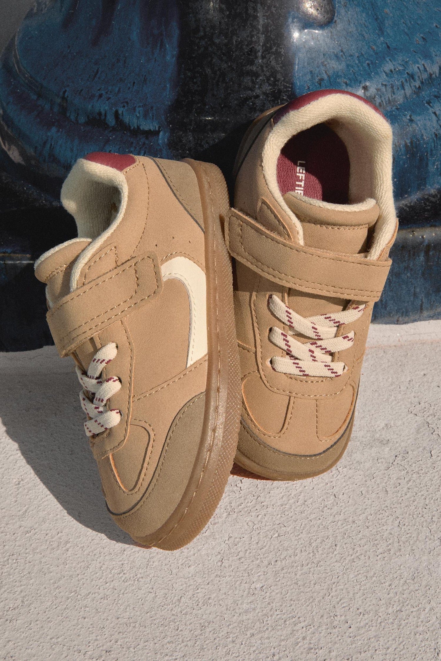 Retro Barefoot Sneaker