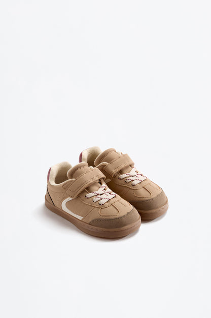 Retro Barefoot Sneaker