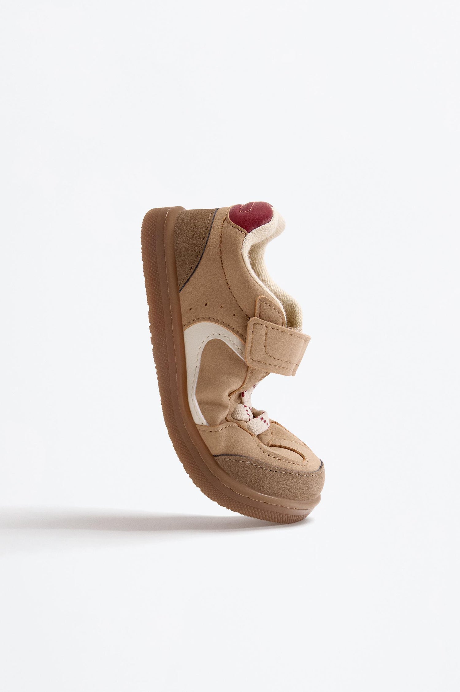 Retro Barefoot Sneaker