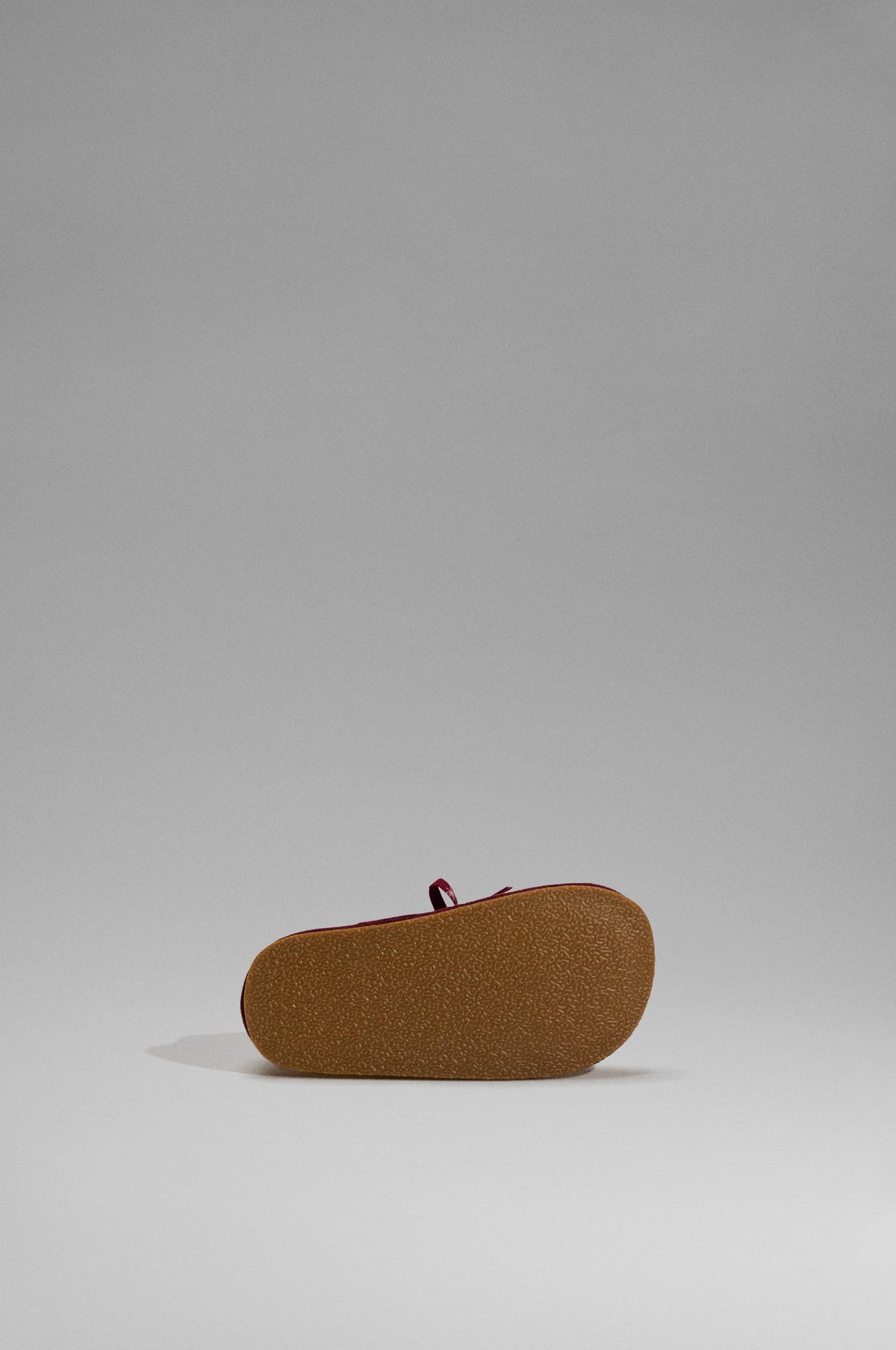Barefoot bow ballet flats