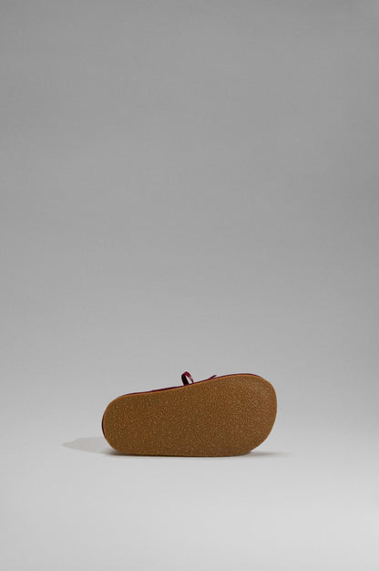 Barefoot bow ballet flats