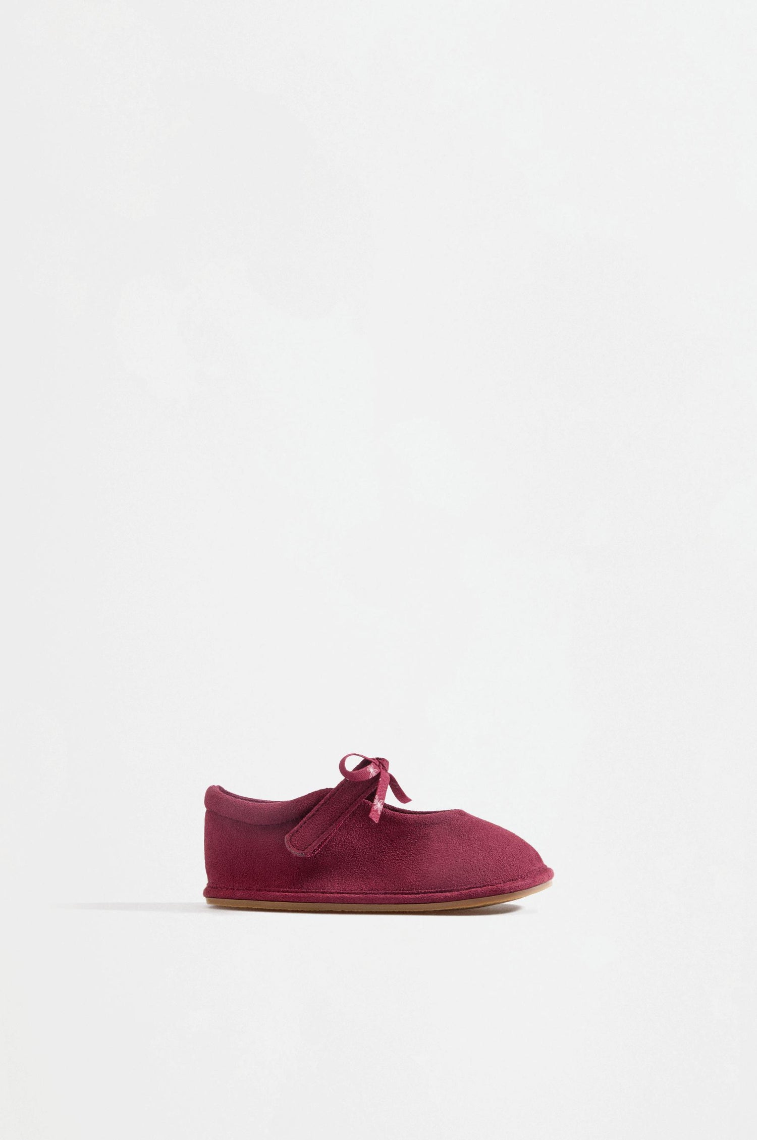 Barefoot bow ballet flats