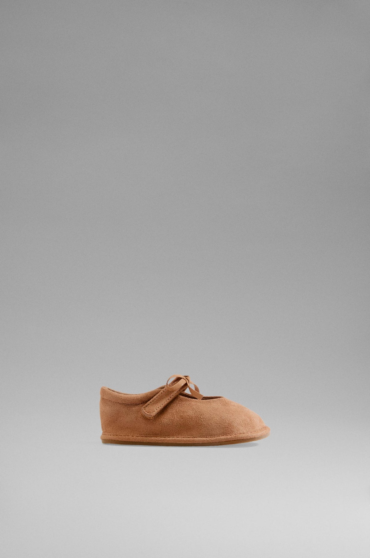 Barefoot bow ballet flats