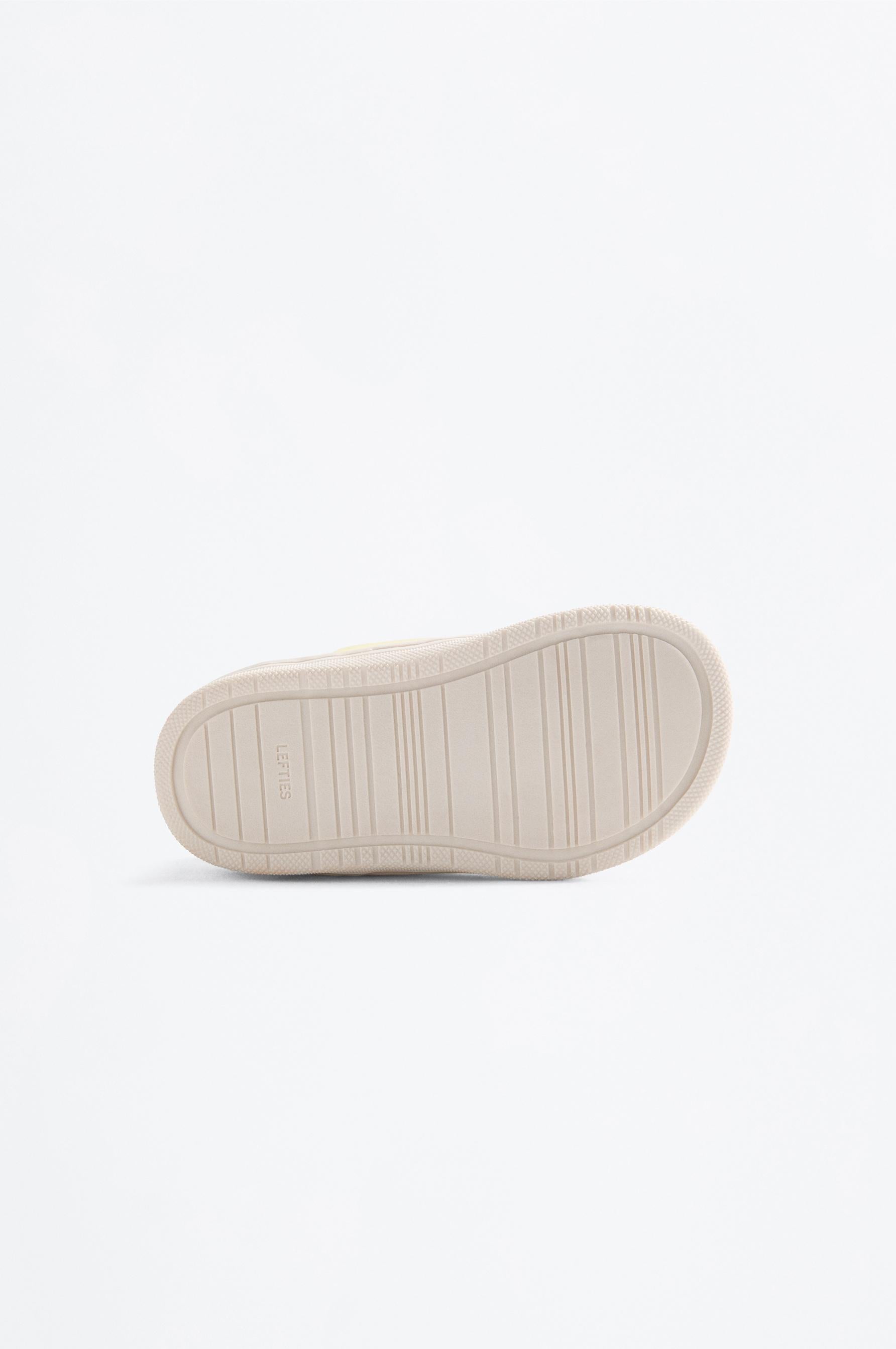Barefoot Sport Shoe