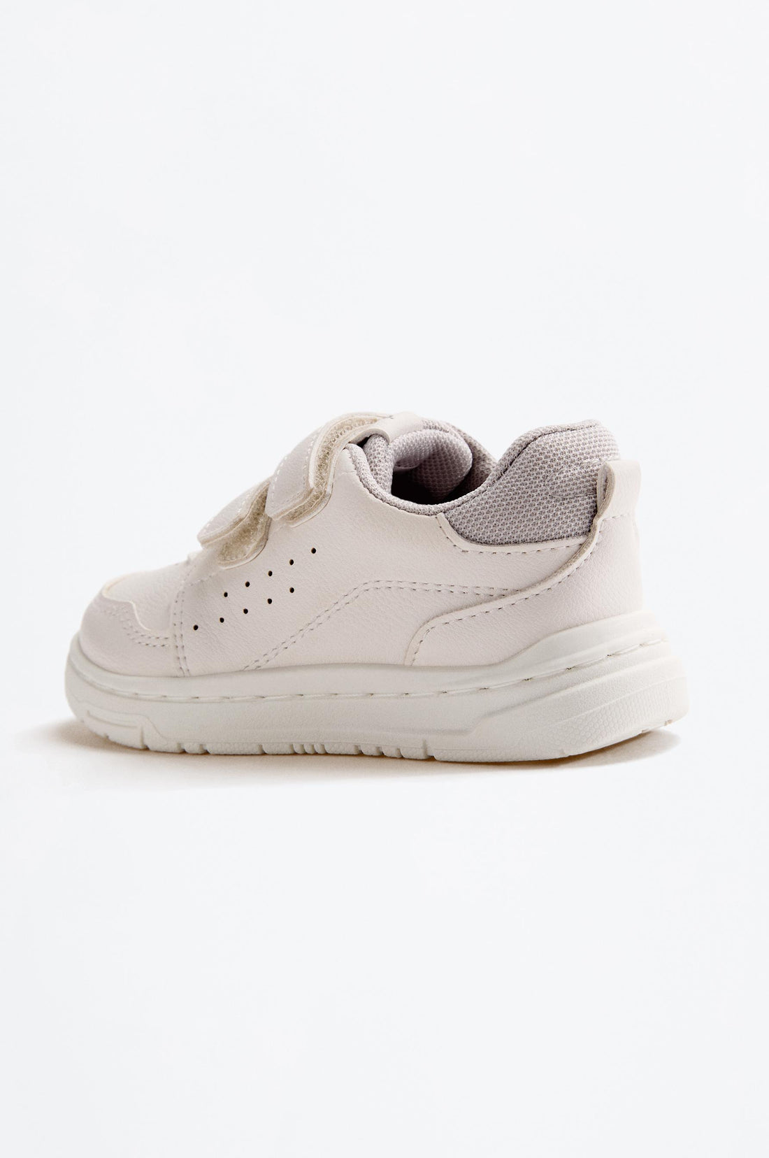 Minimalist athletic shoe - WHITE / 19