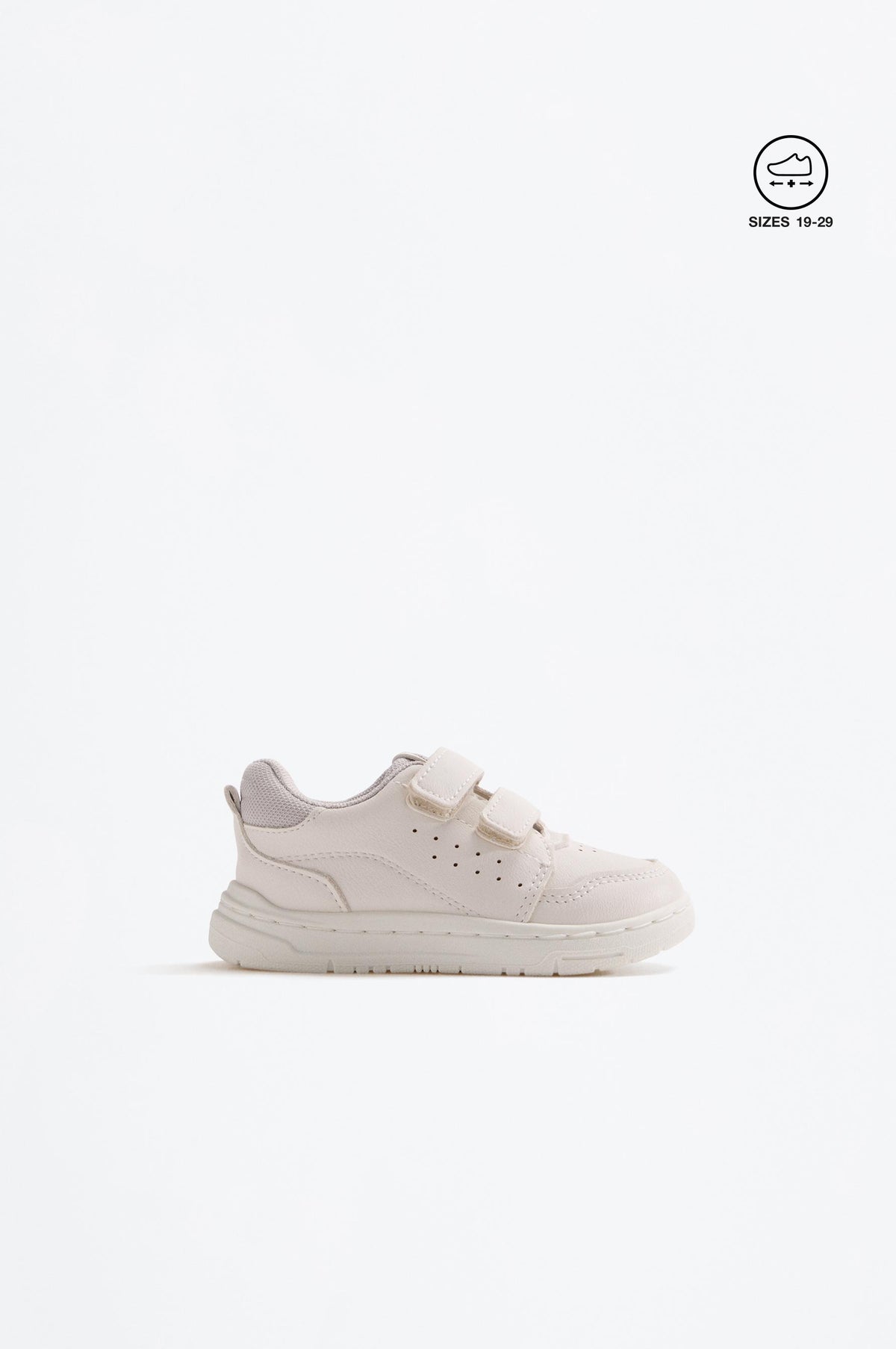 Minimalist athletic shoe