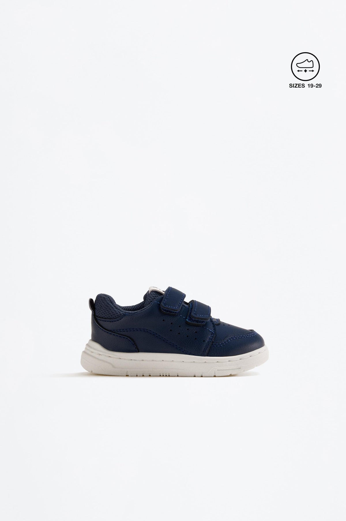 Minimalist athletic shoe